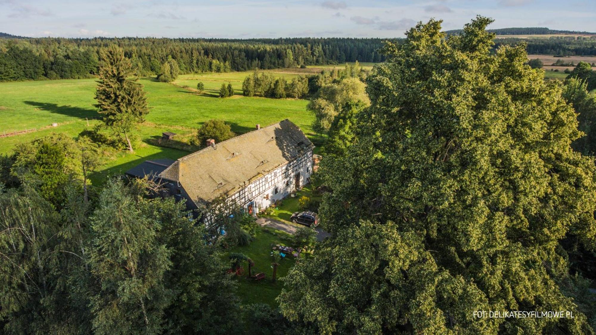 Dom Przyslupowy Educare -Agroturystyka Slow Food Свєрадув-Здруй Екстер'єр фото